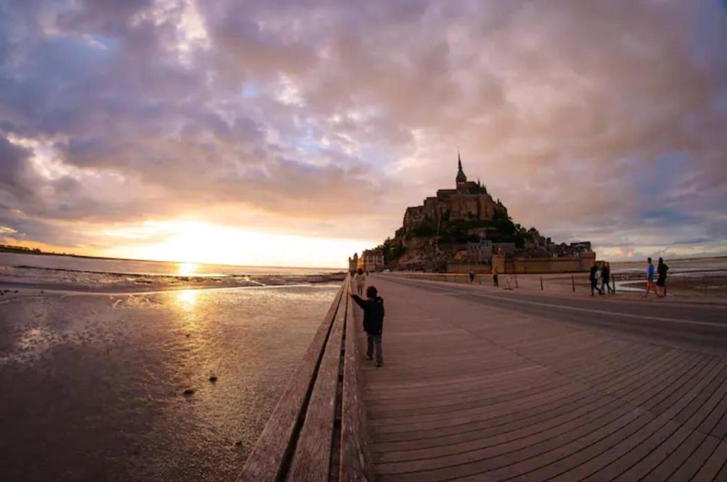 Rosa*Studio *Belle Vue Mer*Dinard* Exterior photo